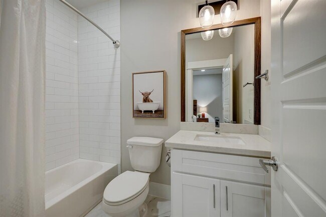 Foto del edificio - 1206 W 17th St
