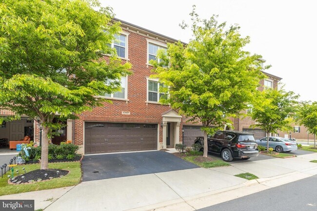 Foto del edificio - 42557 Dreamweaver Dr