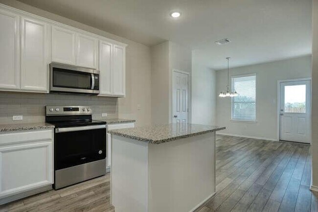 Building Photo - 217 Prairie Falcon Wy