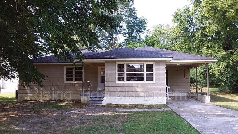 Primary Photo - 2240 2nd Pl NE