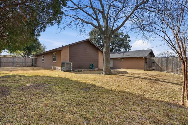 Building Photo - 6623 Orangewood Dr