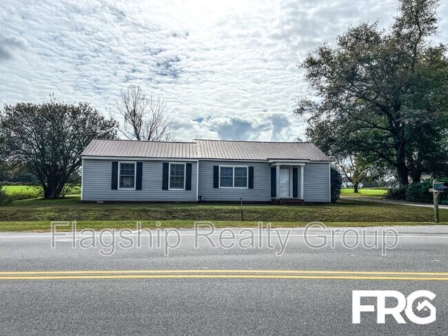 Foto del edificio - 178 Hood Swamp Rd