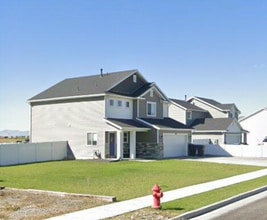 Building Photo - 2475 W 500 N