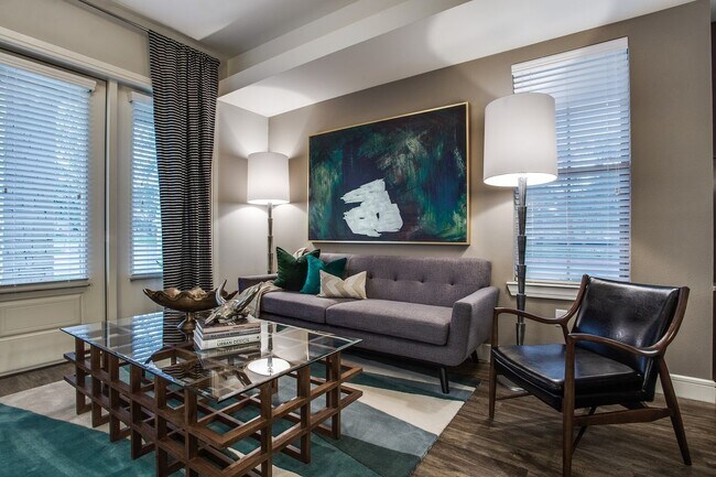 Foto del edificio - 13535 Lyndhurst St