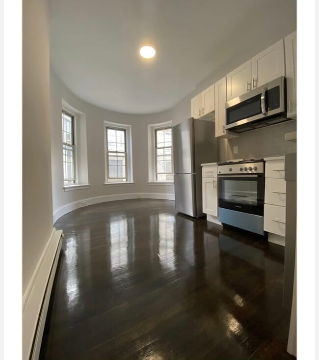 Building Photo - Clearway Apartments