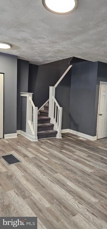 Foto del edificio - 1221 Poplar Grove St