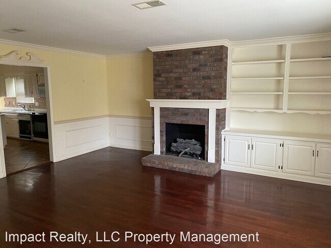 Foto del edificio - 3 br, 2 bath House - 208 Lakewood Court