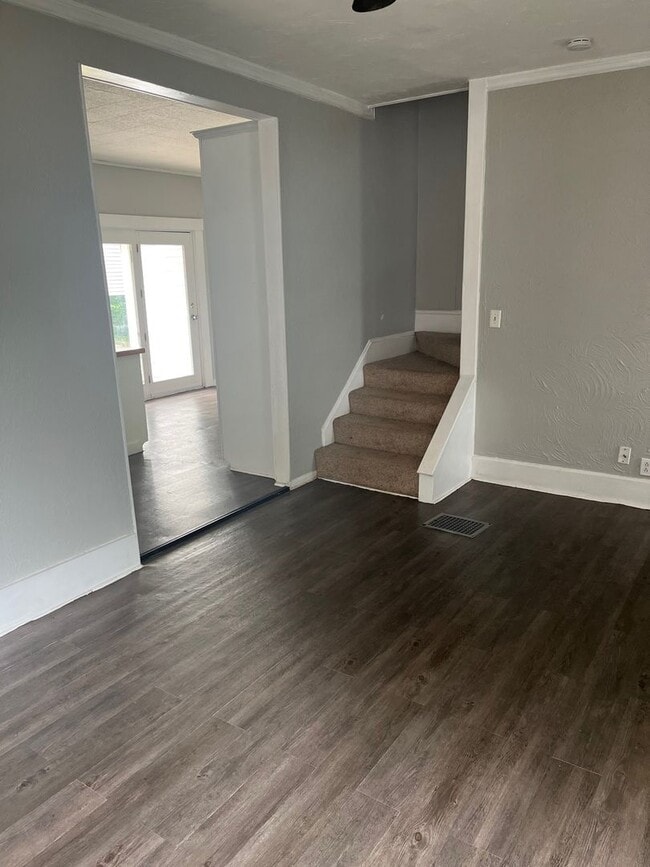 Building Photo - Spacious 3-Bedroom Rental in Mt. Vernon!
