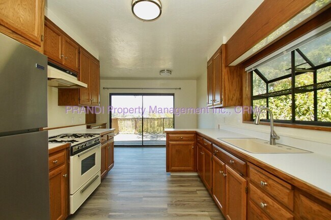 Building Photo - 106 Buena Vista Ave