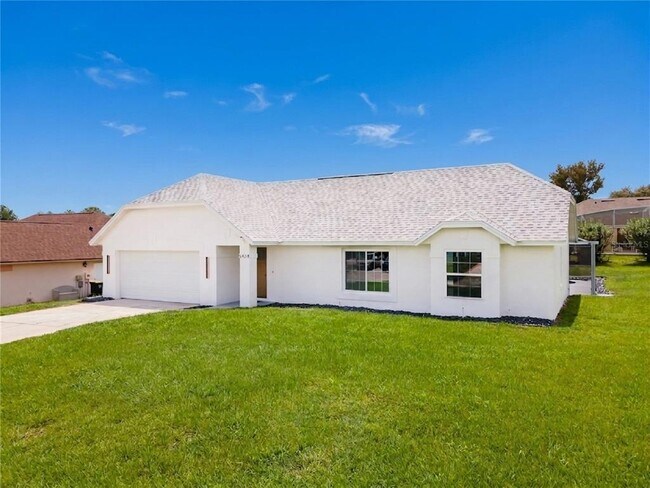 Building Photo - 5424 Loma Vista Dr E