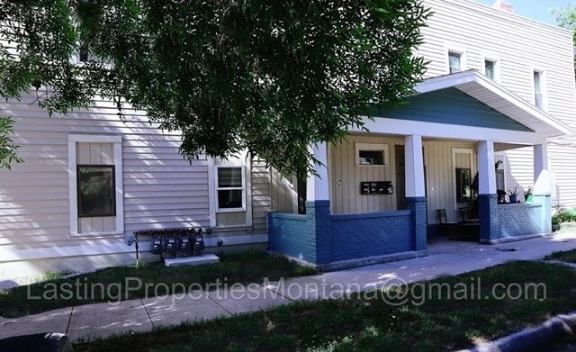 Primary Photo - 504 Breckenridge St