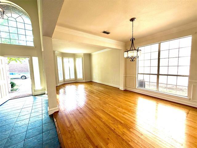 Foto del edificio - 9312 Cedardale Dr