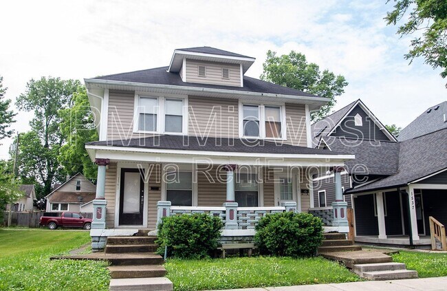 Building Photo - 1543 E Ohio St