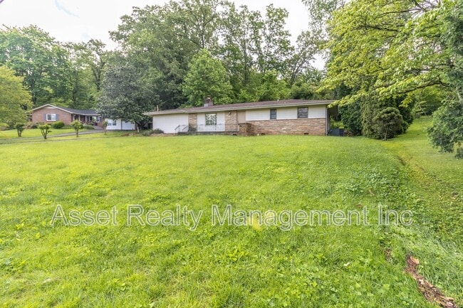 Building Photo - 7320 Westridge Dr