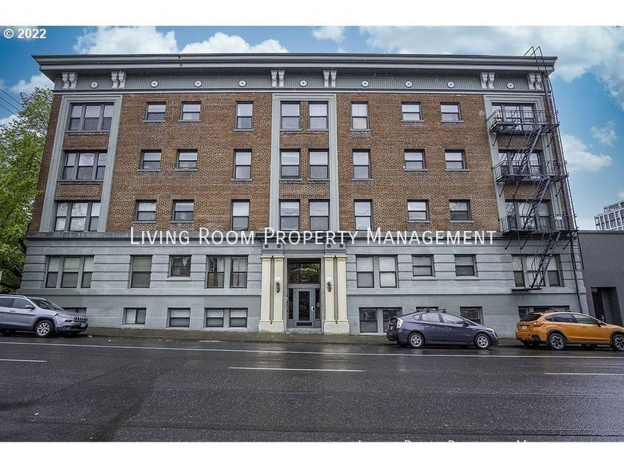 Foto principal - 1631 NW Everett St
