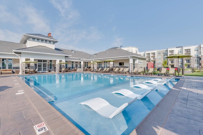 Foto del edificio - Waterstone at Hamburg Apartments