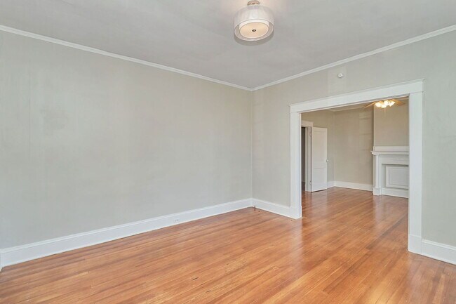 Foto del edificio - 2118 Fairfax Ave