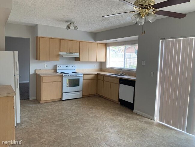 Building Photo - 4 br, 2 bath House - 6603 Reef Circle