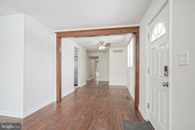 Foto del edificio - 20 Landing Rd