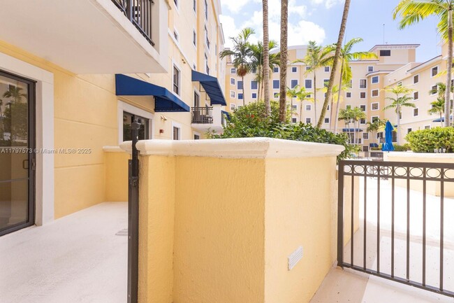 Building Photo - 8395 SW 73rd Ave