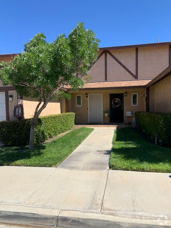 Building Photo - 43920 Bobby Jones Dr
