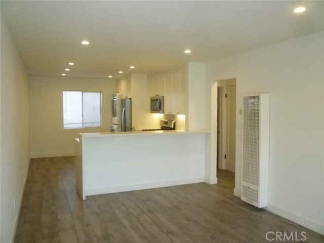 Building Photo - 16417 Denker Ave