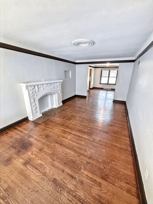 Foto del edificio - 8865 Jennings Station Rd