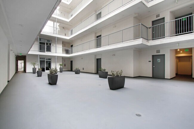 Interior Photo - TALA Local at 3057-3067 W. Pico Blvd