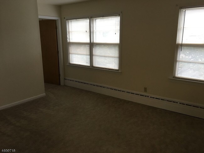 Building Photo - 83 Baldwin Pl