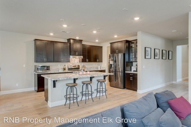Building Photo - 5 br, 3 bath House - 7748 Finnhorse Way