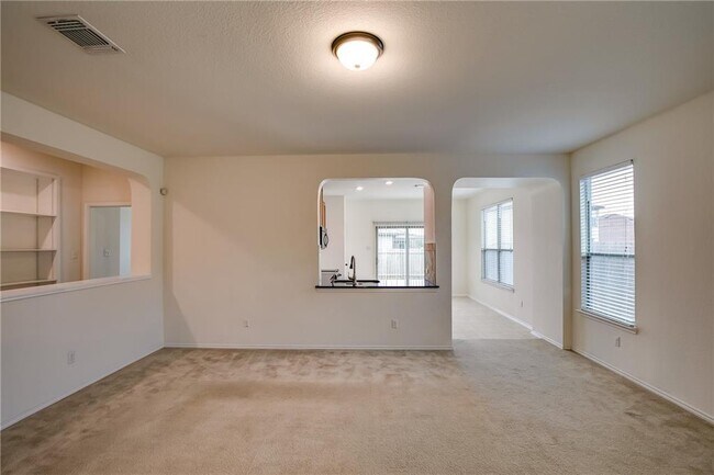 Building Photo - 805 Estes Park