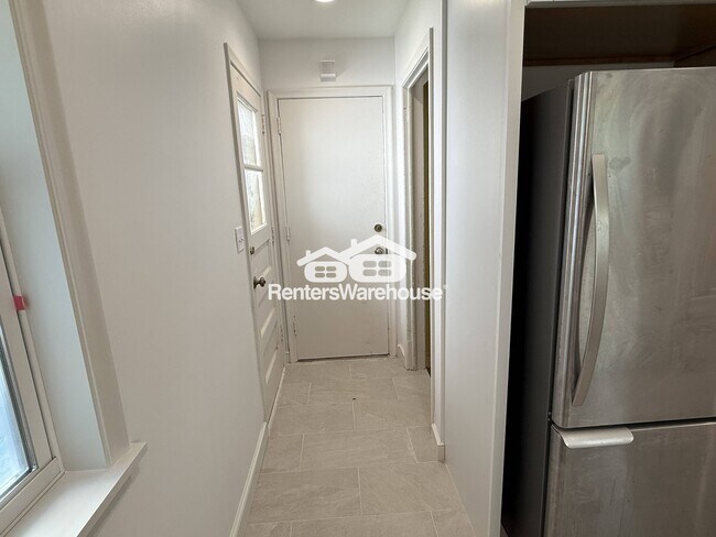 Foto del edificio - 2580 Vernon Ave S