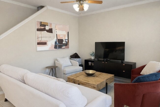 Foto del edificio - 114 Forest Dr Loop