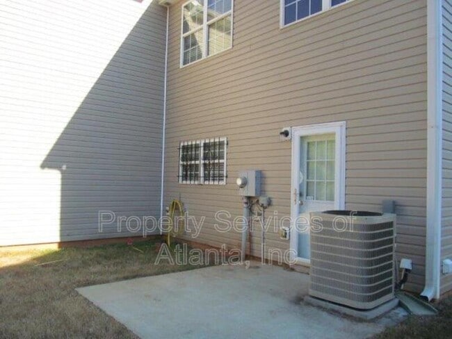Building Photo - 2265 Nicole Dr