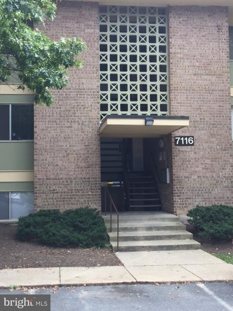 Primary Photo - 7116 Donnell Pl