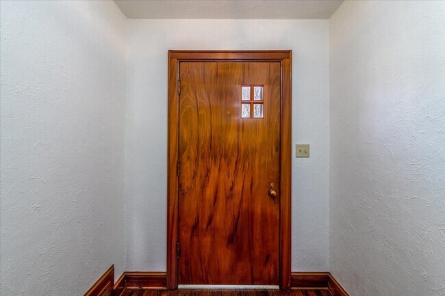 Foto del edificio - 2510 Tillett Rd SW