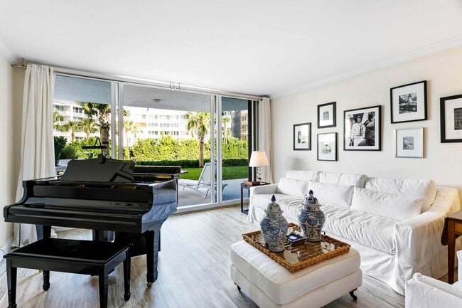 Building Photo - 2773 S Ocean Blvd