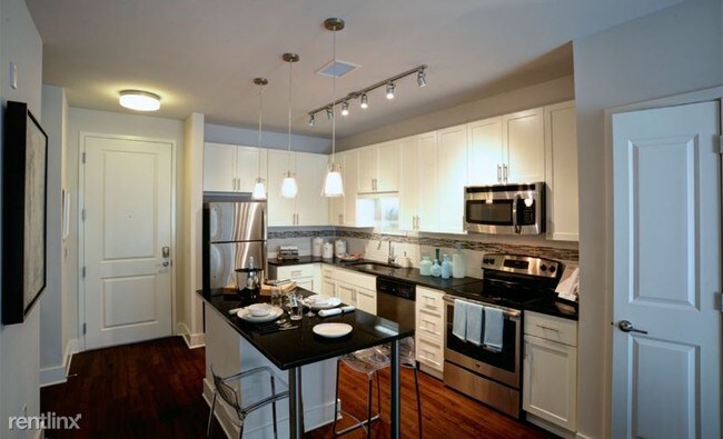 Foto del edificio - 480 S Orange Ave