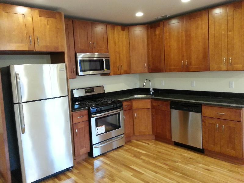 Foto principal - 84 Linden St
