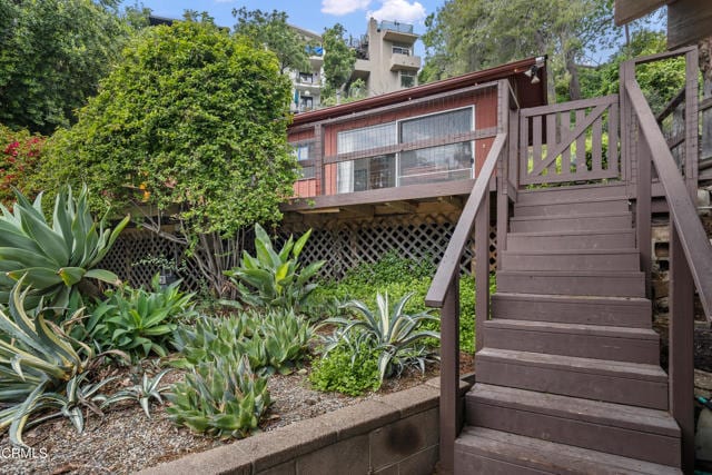 Building Photo - 503 Quail Dr