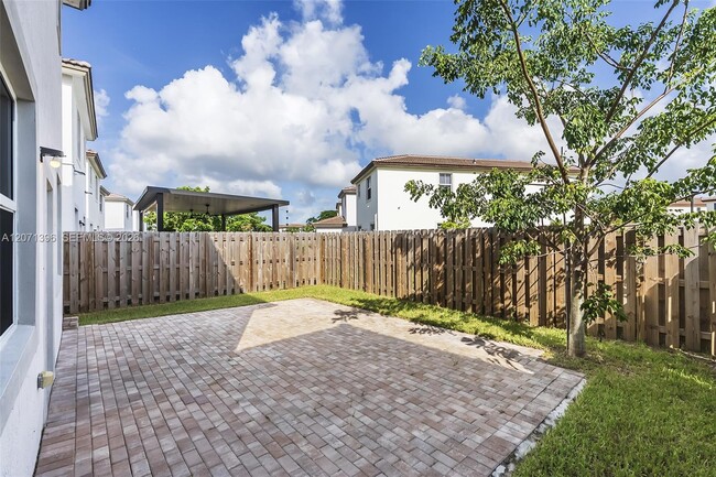 Building Photo - 2408 NW 131st Cir
