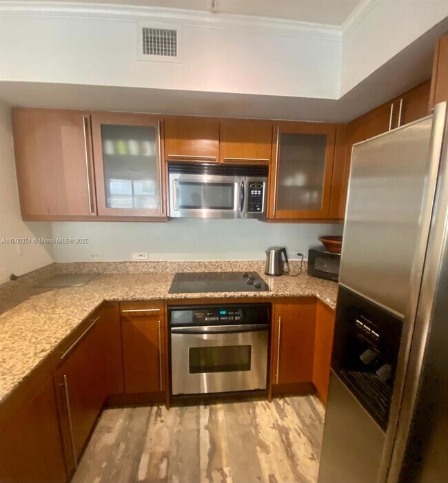 Foto del edificio - 2080 S Ocean Dr