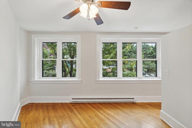 Foto del edificio - 5150 Ridge Ave