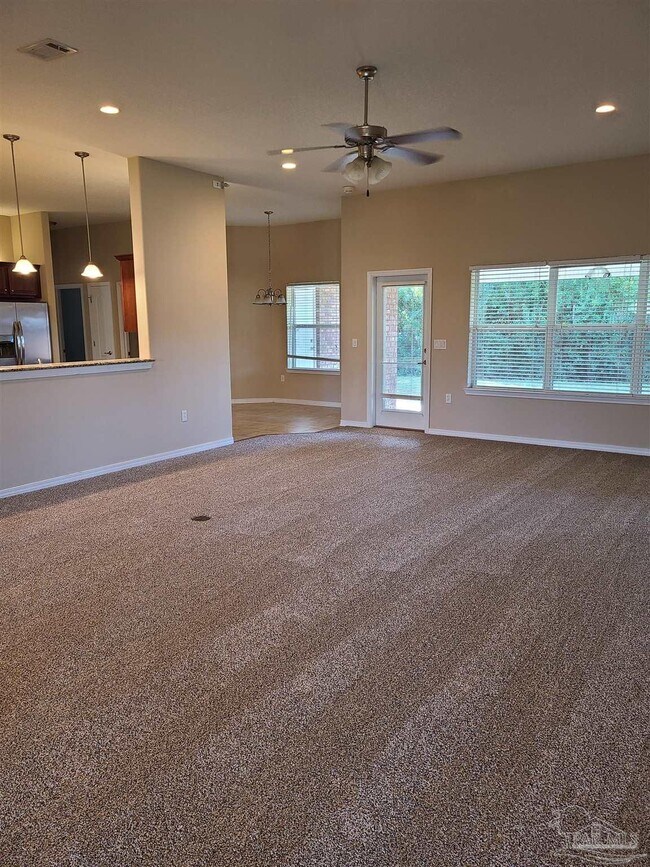 Foto del edificio - 9685 Misty Meadow Ln