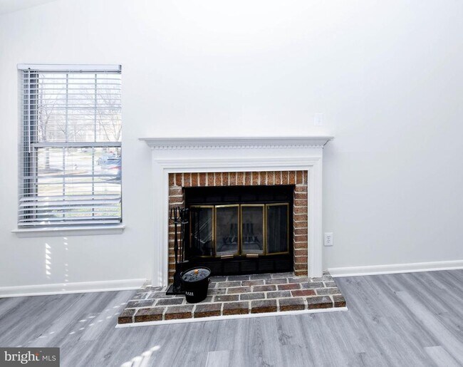 Foto del edificio - 4624 Governor Kent Ct