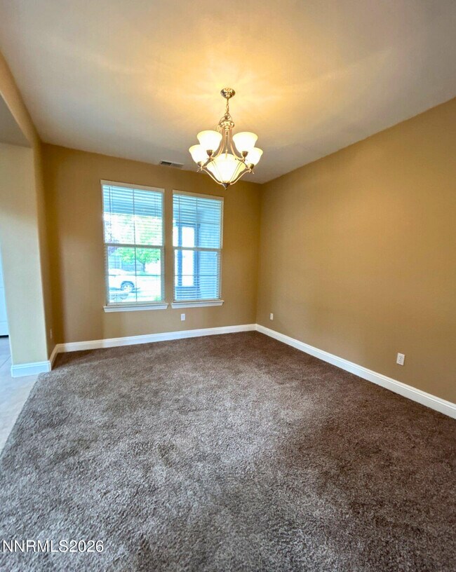 Foto del edificio - 635 Ubaldo Ct