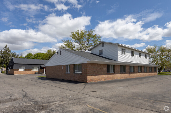 Unit Exteriors - Bellows Street Apartments