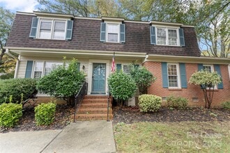 Building Photo - 10917 Blue Heron Dr