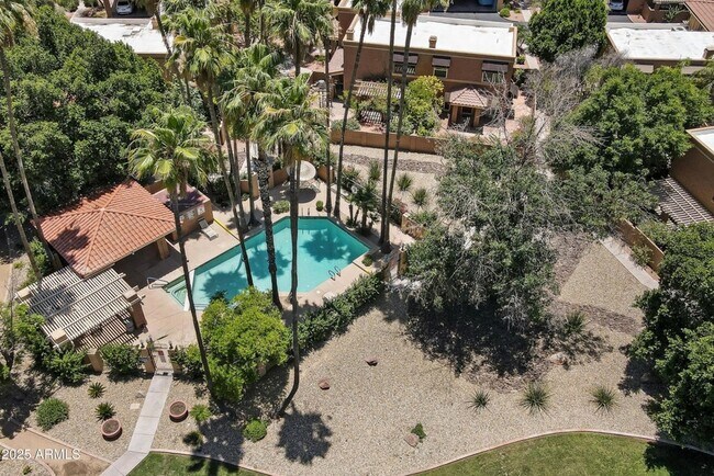 Foto del edificio - 10420 North 11th St