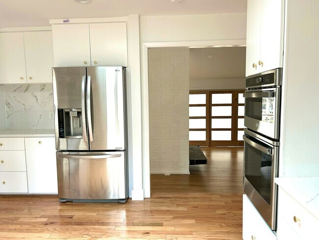 Foto del edificio - 104 Jerdone Rd